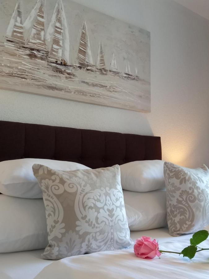 Garfild 1 Guest House Novi Vinodolski Bagian luar foto
